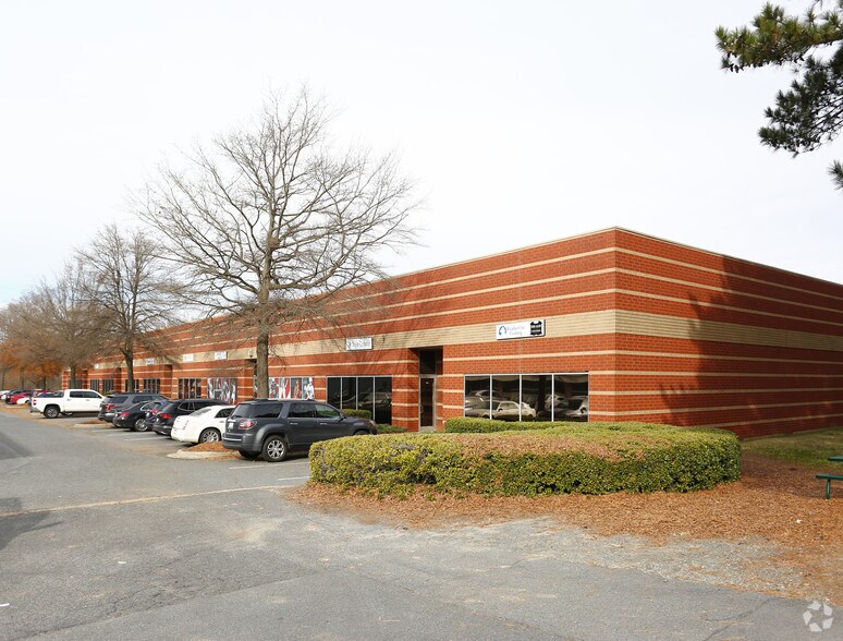 More Photos Of 9129 MONROE Rd, Charlotte Unknown For Lease