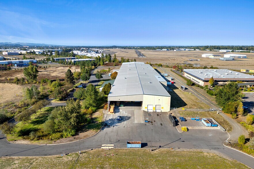 More Photos Of 4004 Fairview Industrial Dr SE, Salem Manufacturing For Sale