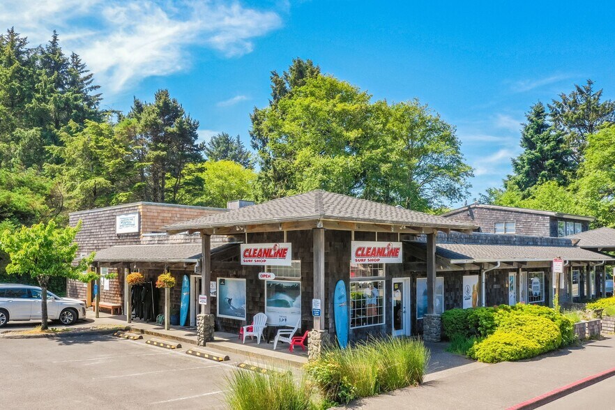 More Photos Of 171 Sunset Blvd, Cannon Beach Storefront Retail Residential For Sale