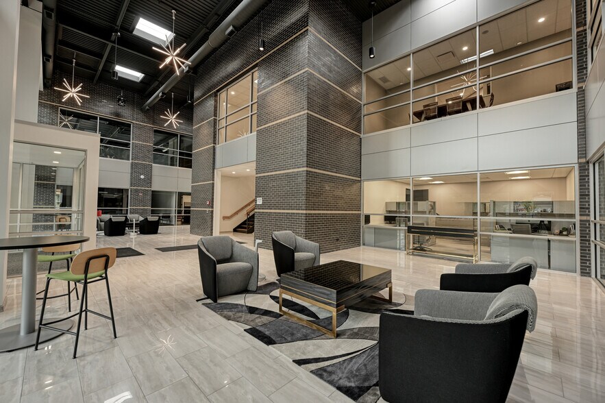 More Photos Of 1255 High St, Wadsworth Medical For Lease