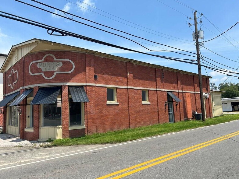 Primary Photo Of 206 South St, Nashville Freestanding For Sale