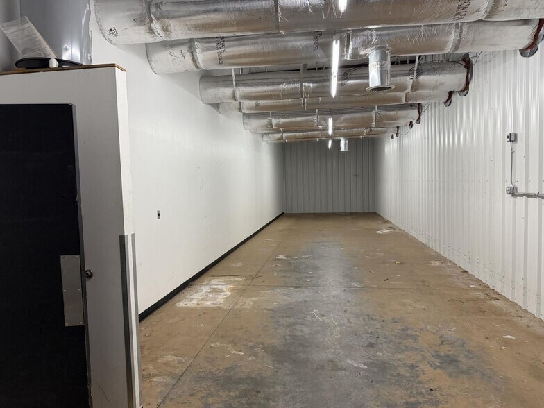 More Photos Of 10893 Nc Highway 211 E, Aberdeen Freestanding For Lease