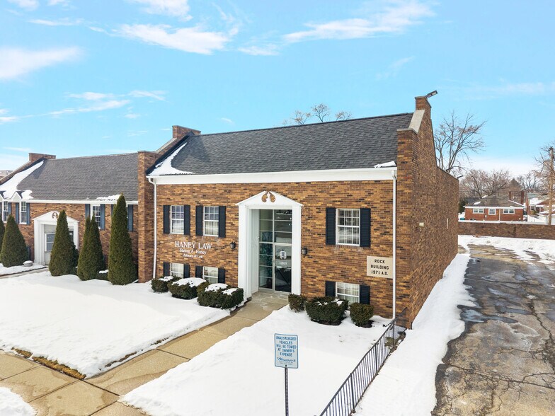 Primary Photo Of 22815 Kelly Rd, Eastpointe Loft Creative Space For Sale