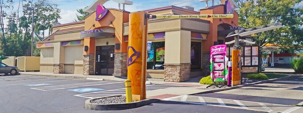 More Photos Of 355 Foxon Blvd, New Haven Fast Food For Sale