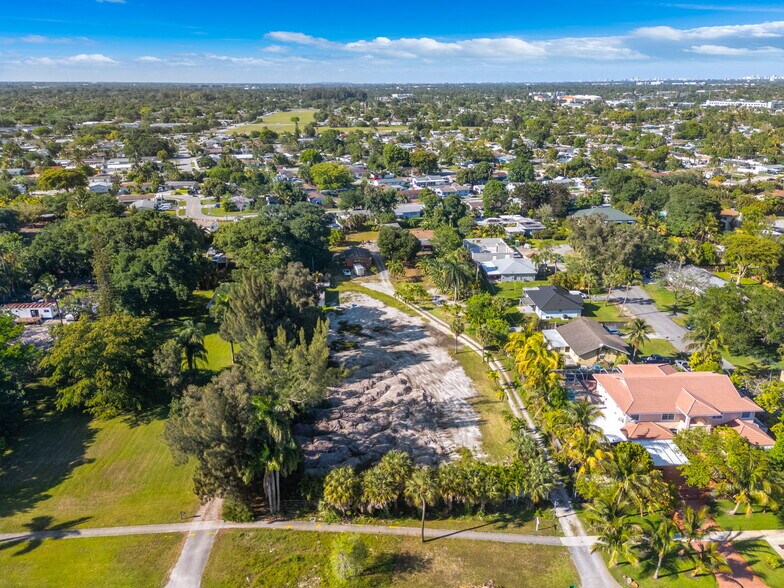 More Photos Of 4351 SW 25th St, Fort Lauderdale Land For Sale