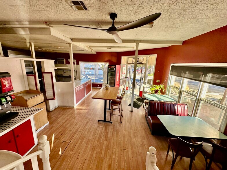 More Photos Of 400 Main St, Rio Vista Restaurant For Sale