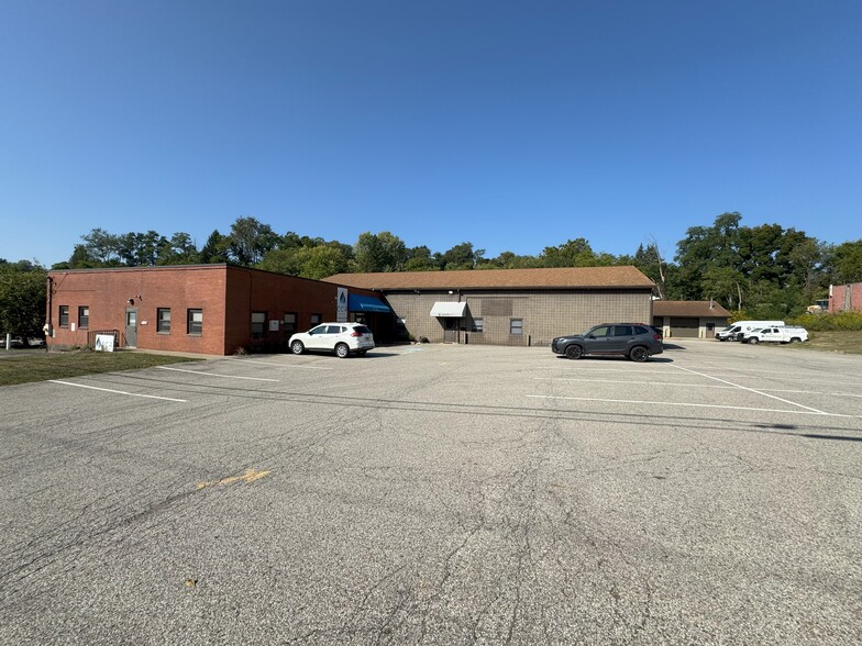 Primary Photo Of 400 Regis Ave, Pittsburgh Office For Lease