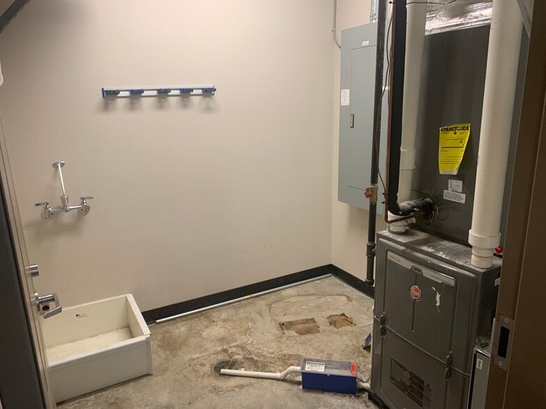 More Photos Of 390 South Ave, Rochester Apartments For Lease