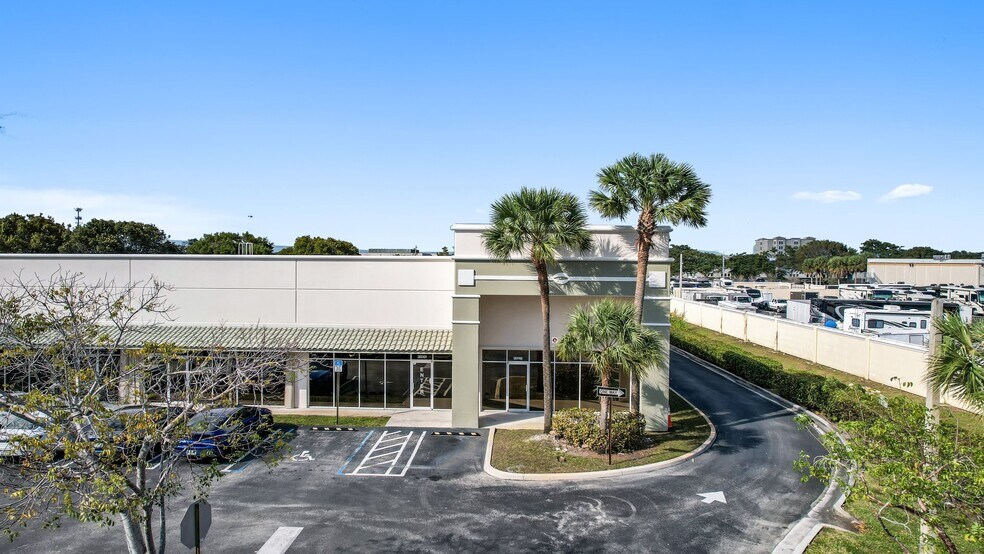 More Photos Of 11931-11971 NW 37th St, Coral Springs Warehouse For Sale
