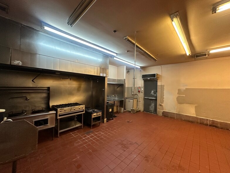 More Photos Of 1015 Nogales St, Rowland Heights Restaurant For Lease