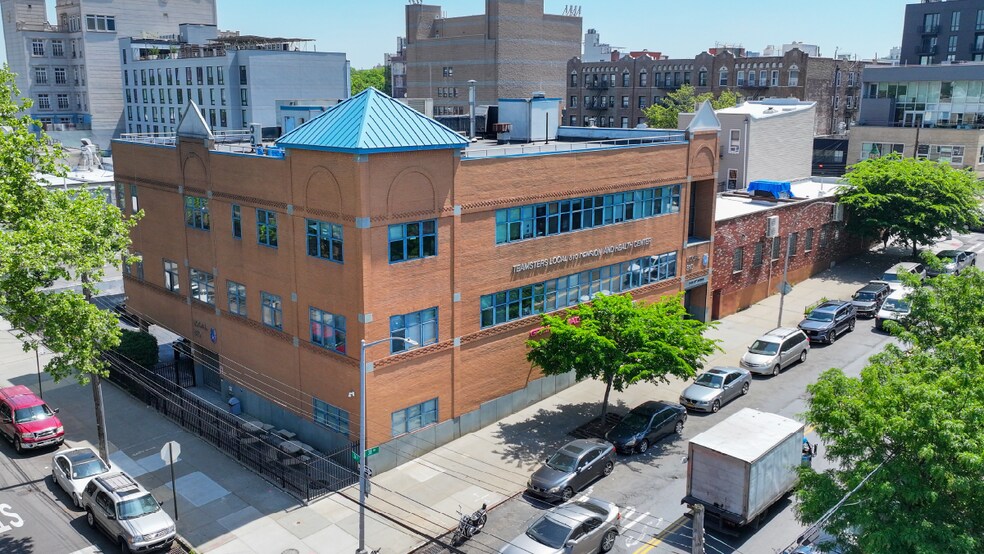 Primary Photo Of 2409 38th Ave, Long Island City Office For Lease