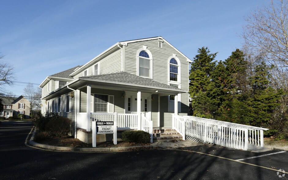 More Photos Of 615 Main St, Toms River Office For Sale