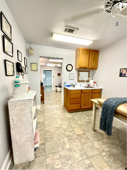 More Photos Of 5617 Watauga Rd, Watauga Storefront Retail Office For Sale