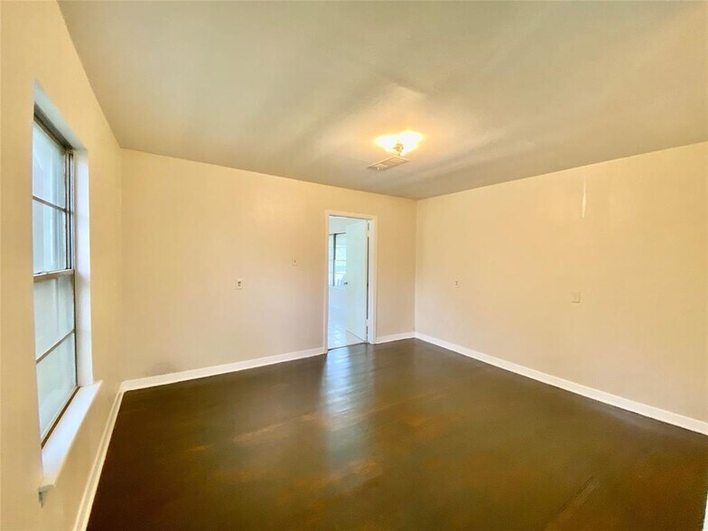 More Photos Of 6718 Sjolander Rd, Baytown Land For Sale