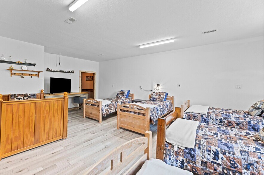 More Photos Of 116 N 3rd St, Burlington Apartments For Sale