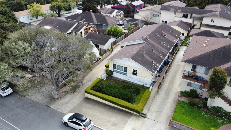 More Photos Of 107 Seeno St, Monterey Apartments For Sale