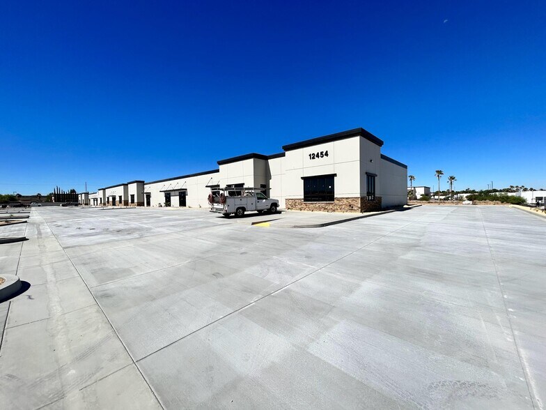 More Photos Of 12454 Industrial Center Dr, Victorville Manufacturing For Lease