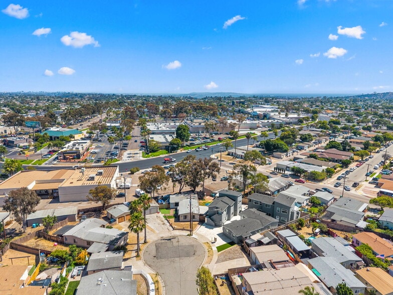 More Photos Of 4864 Fond du Lac Ct, San Diego Apartments For Sale