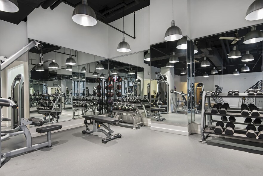 More Photos Of 420 E Ohio St, Chicago Apartments For Sale