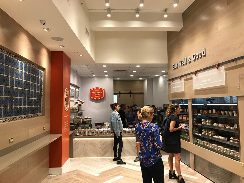 More Photos Of 67 Wall St, New York Apartments For Lease