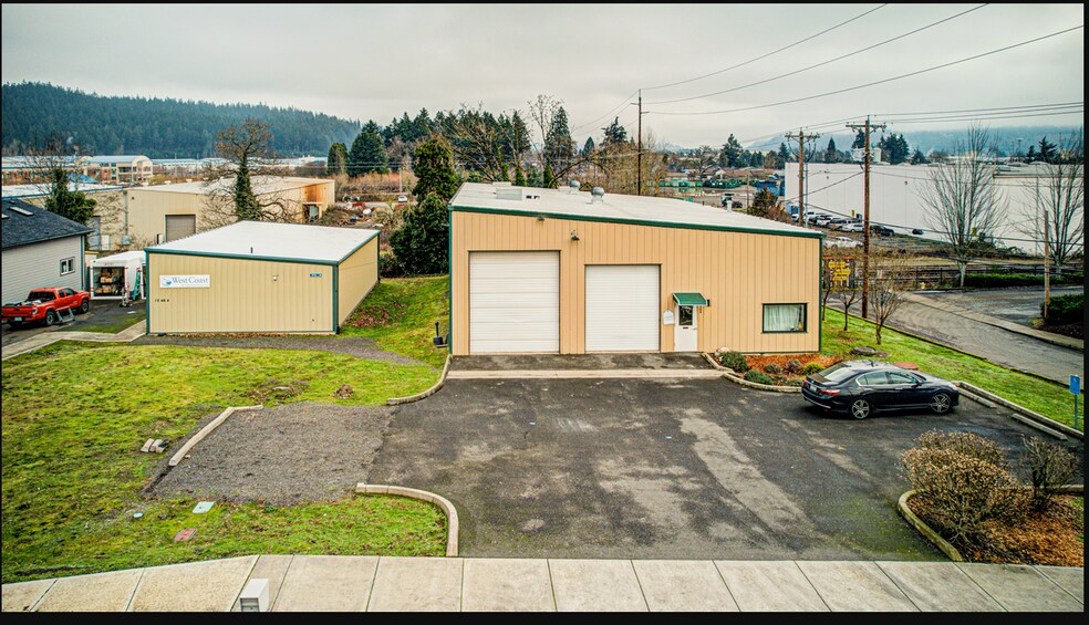 More Photos Of 15464 SE 94th Ave, Clackamas Industrial For Sale