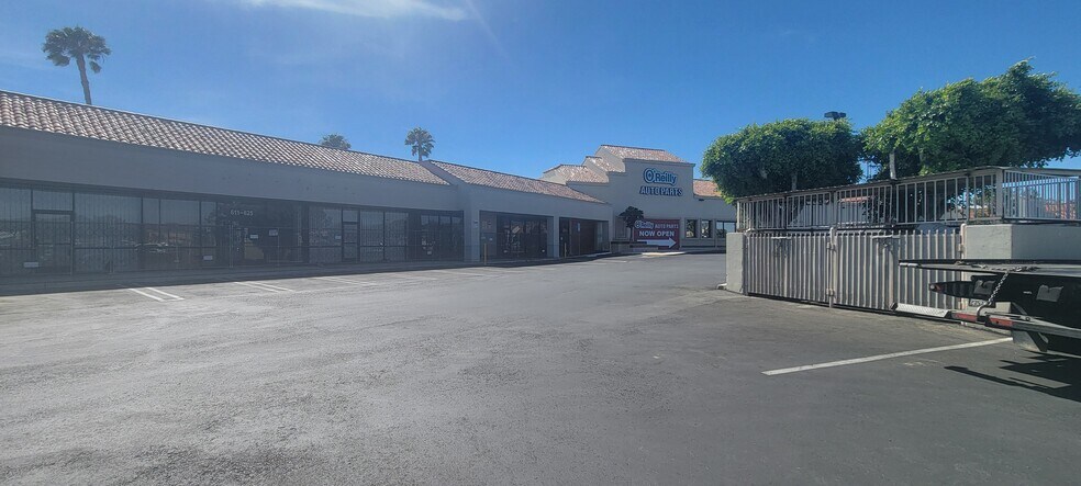 More Photos Of 611-675 N Broadway, Escondido Unknown For Lease