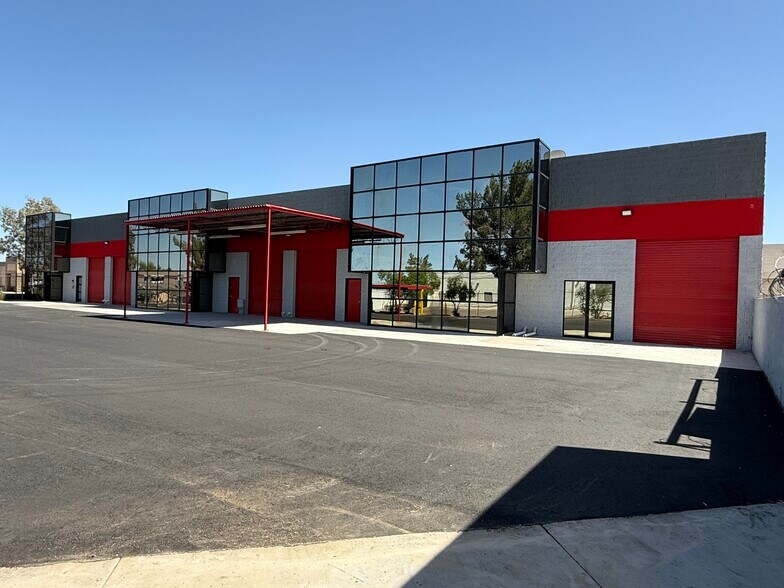 More Photos Of 714 N Monterey St, Gilbert Warehouse For Lease