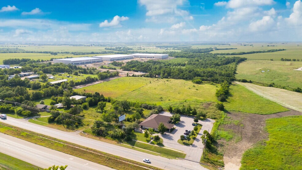 More Photos Of West 2nd Street, Taylor Land For Sale