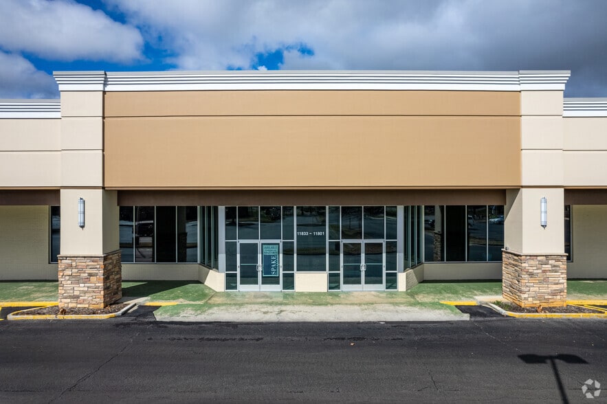 More Photos Of 11801-11847 Kingston Pike, Knoxville Unknown For Lease