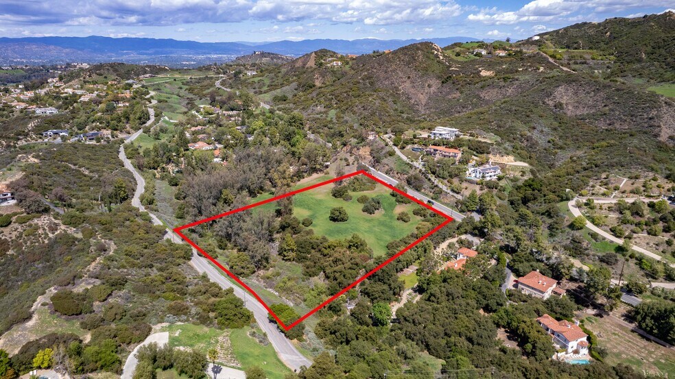 More Photos Of 24415 Mulholland Hwy, Calabasas Land For Sale