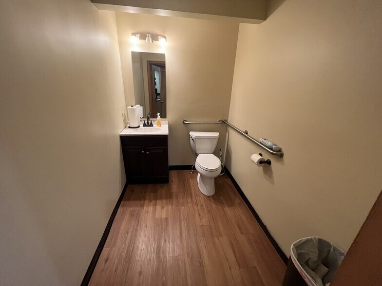 More Photos Of 1234 N Water St, Decatur Office For Sale