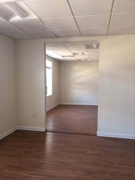 More Photos Of 15 Valley St, South Orange Office For Lease