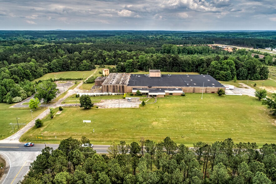 More Photos Of 1664 Sharon Rd, Washington Warehouse For Sale