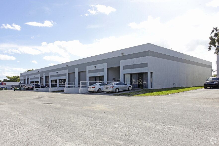 More Photos Of 2001 NW 15th Ave, Pompano Beach Warehouse For Lease