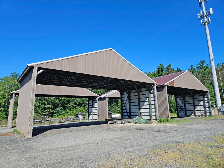 Primary Photo Of 36 Depot Rd, Kingston Lumberyard For Lease