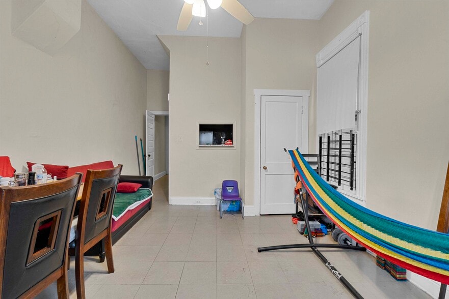 More Photos Of 2903 Saint Paul St, Baltimore Multifamily For Sale