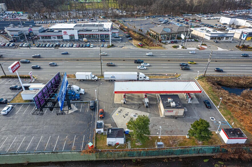 More Photos Of 1500 US Highway 46, Little Falls Service Station For Sale