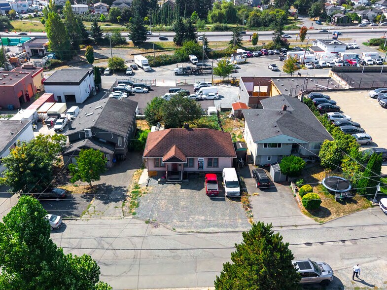 More Photos Of 41-51 Cadillac Av, Victoria Land For Sale