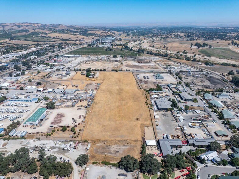 More Photos Of Volpi Ysabel Rd, Paso Robles Land For Sale