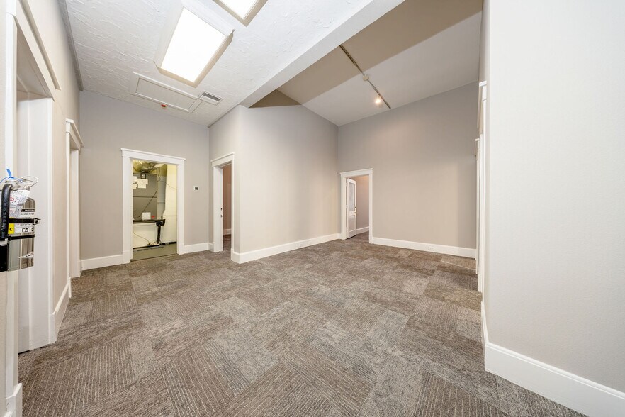 More Photos Of 121 E 1st St, Sanford Office Residential For Sale