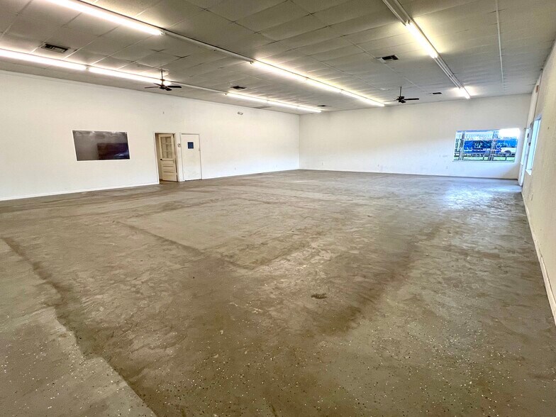 More Photos Of 1650 Highway 70, Okeechobee Freestanding For Lease