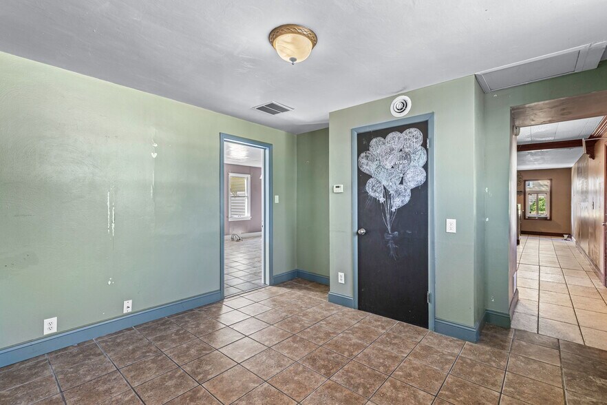 More Photos Of 47 N Allen St, Bonne Terre General Retail For Sale