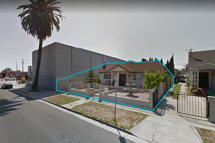 More Photos Of 1115 N Heliotrope Dr, Los Angeles Land For Sale