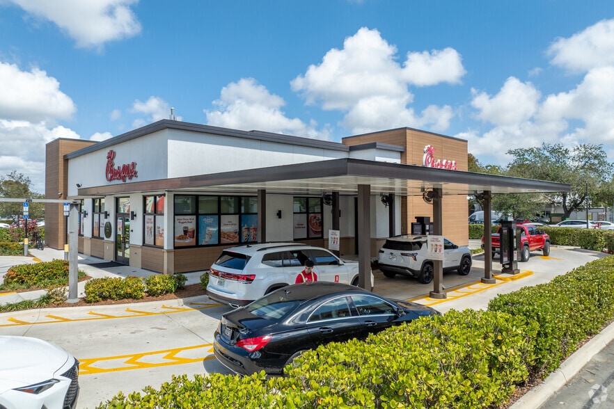 More Photos Of 1700 W 49th St, Hialeah Unknown For Lease