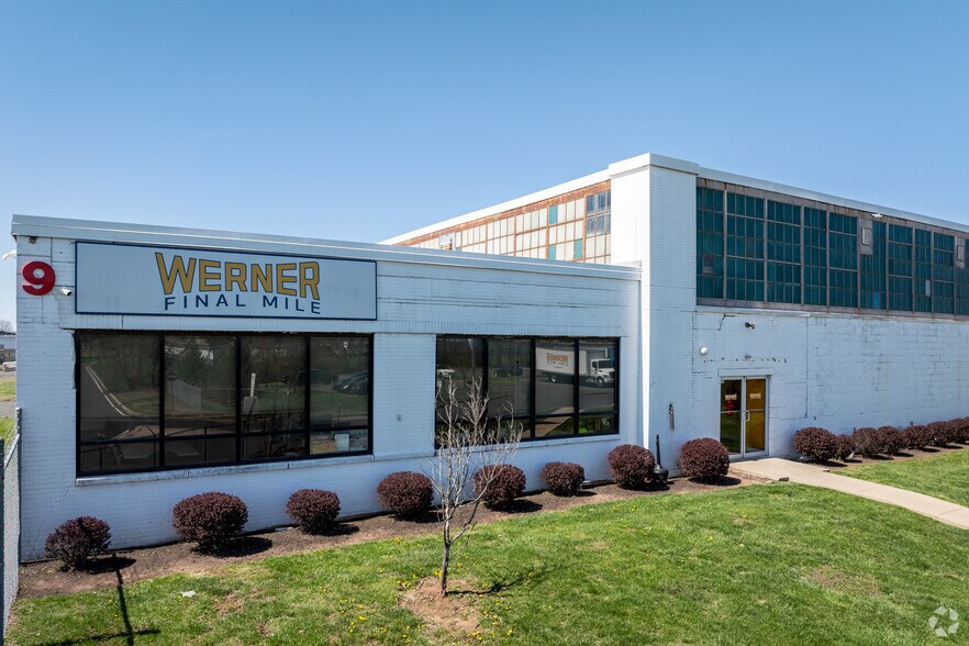 More Photos Of 9 Finderne Ave, Bridgewater Distribution For Lease