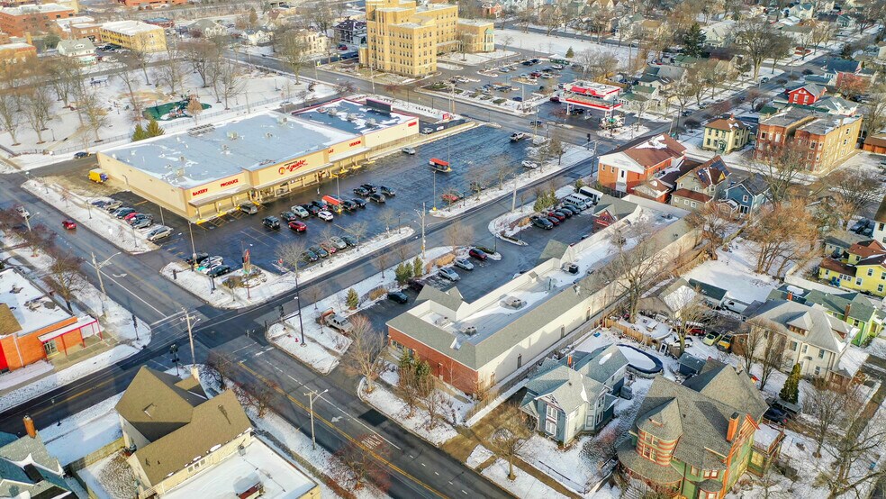 More Photos Of 5 N Root St, Aurora General Retail For Sale