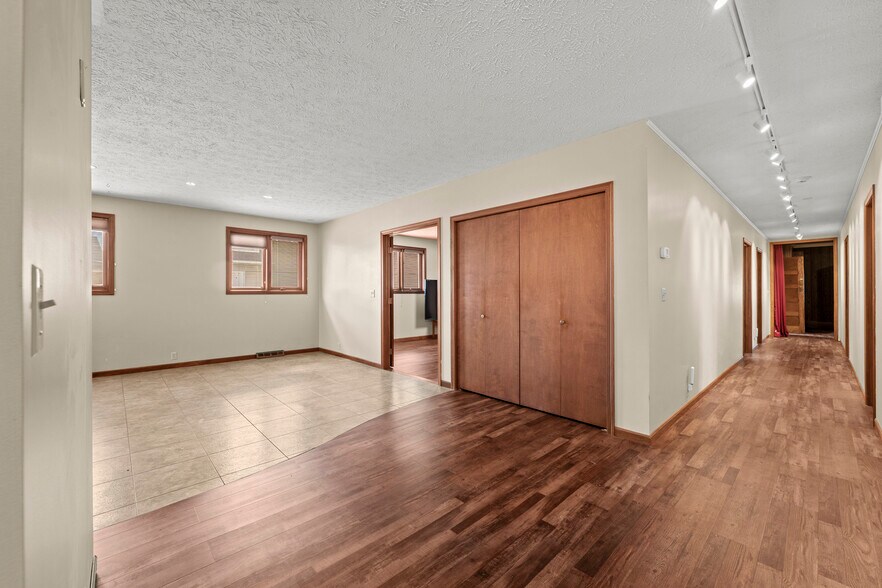 More Photos Of 832 S Main St, Canton Specialty For Sale