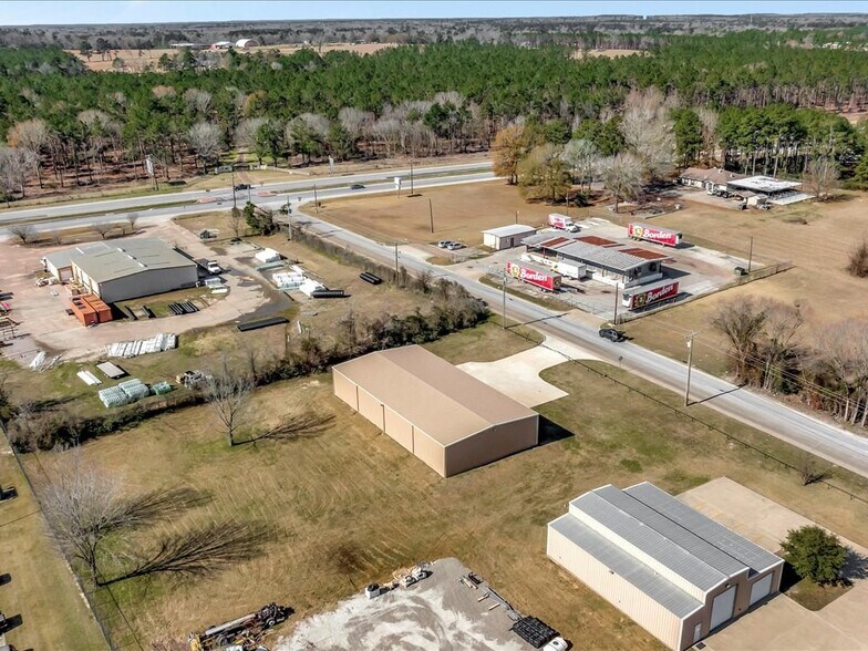 More Photos Of 1807 Webber Lufkin TX 75904 st, Lufkin Warehouse For Lease