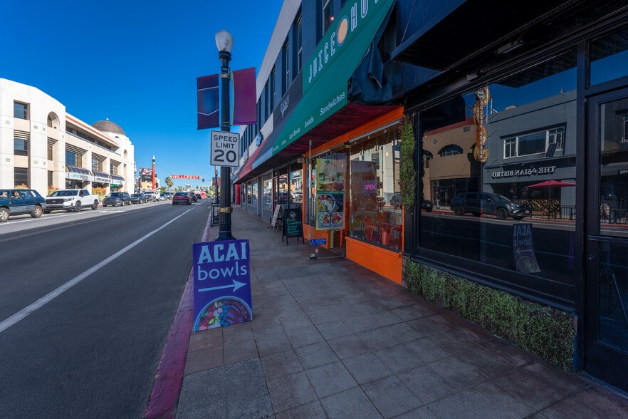 More Photos Of 401-425 University Ave, San Diego Apartments For Lease