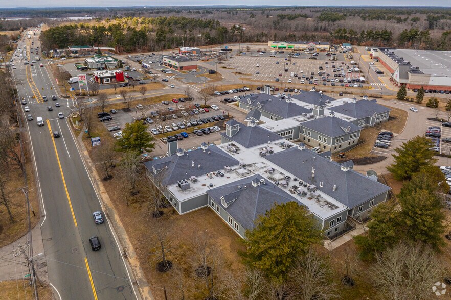 More Photos Of 2005-2007 Bay St, Taunton Medical For Lease